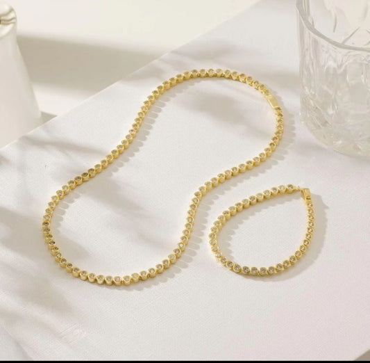 Zirconia Necklace